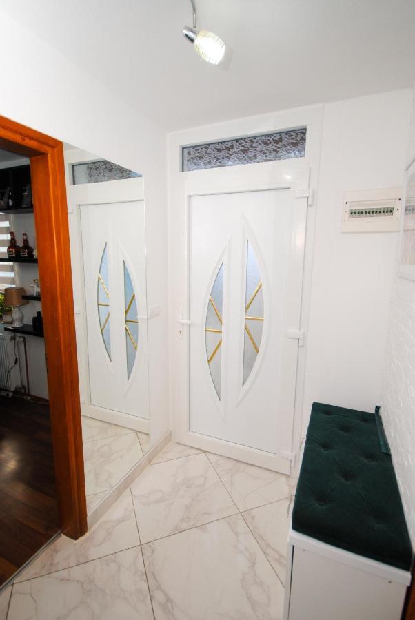 Apartman Alchemist I Bosanska Dubica Екстериор снимка