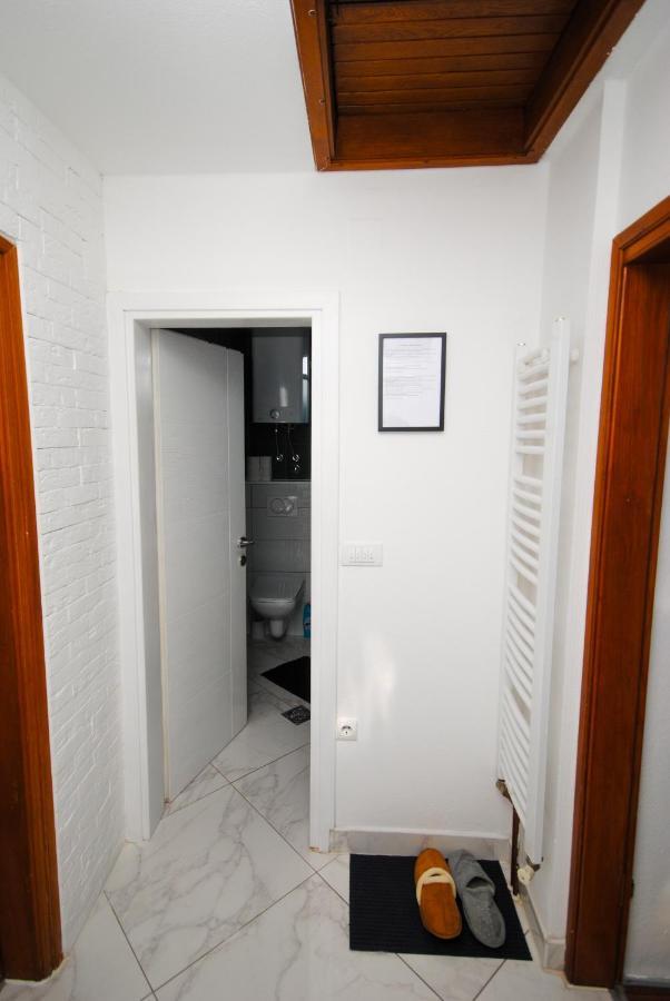 Apartman Alchemist I Bosanska Dubica Екстериор снимка