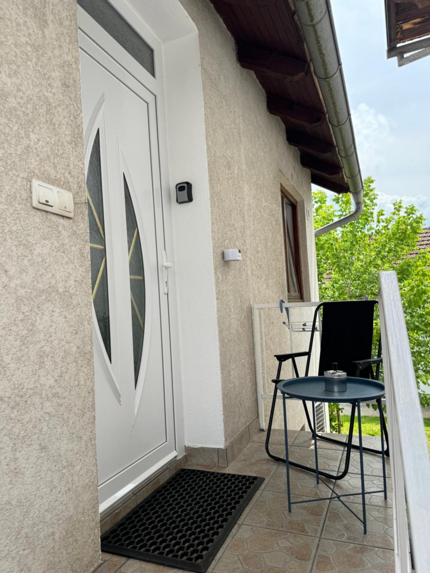 Apartman Alchemist I Bosanska Dubica Екстериор снимка